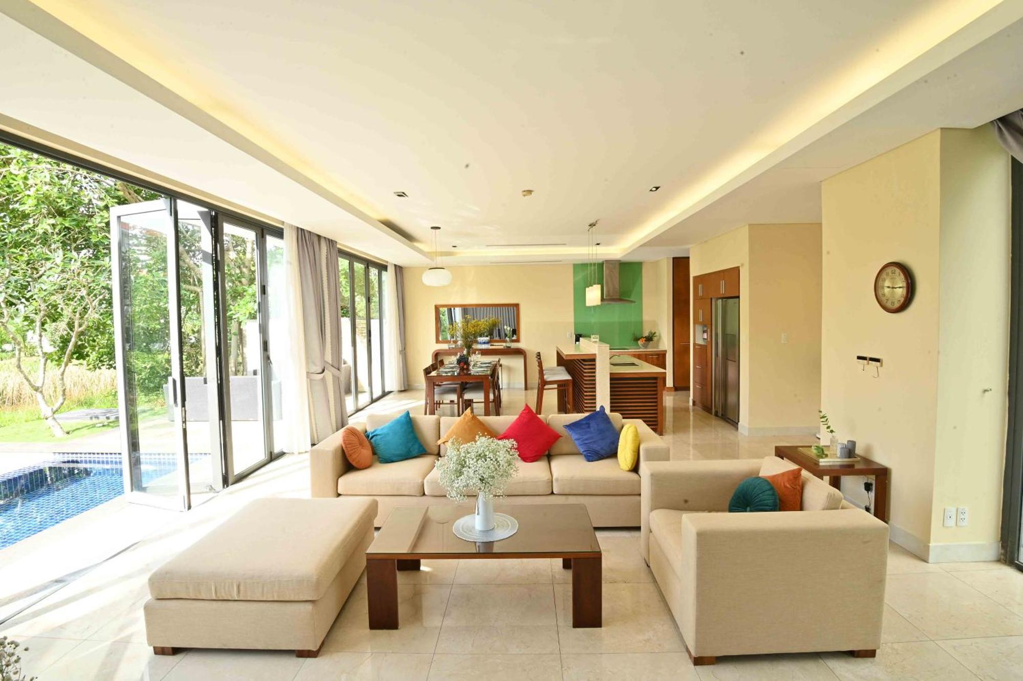 Deluxe Beach Villas By Danatrip Danang Room photo