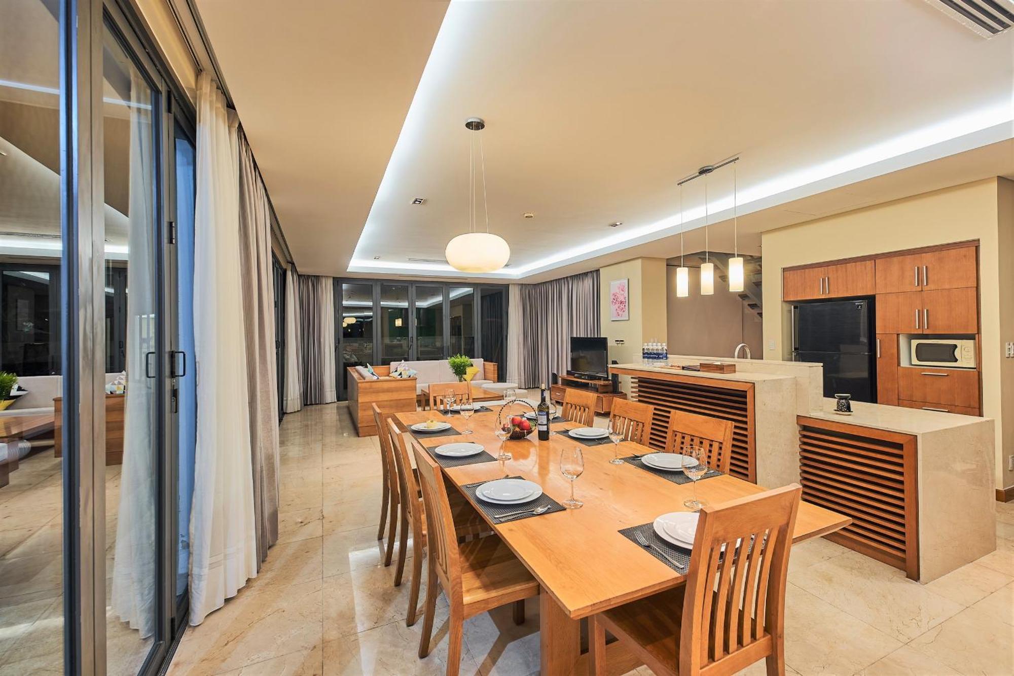 Deluxe Beach Villas By Danatrip Danang Room photo