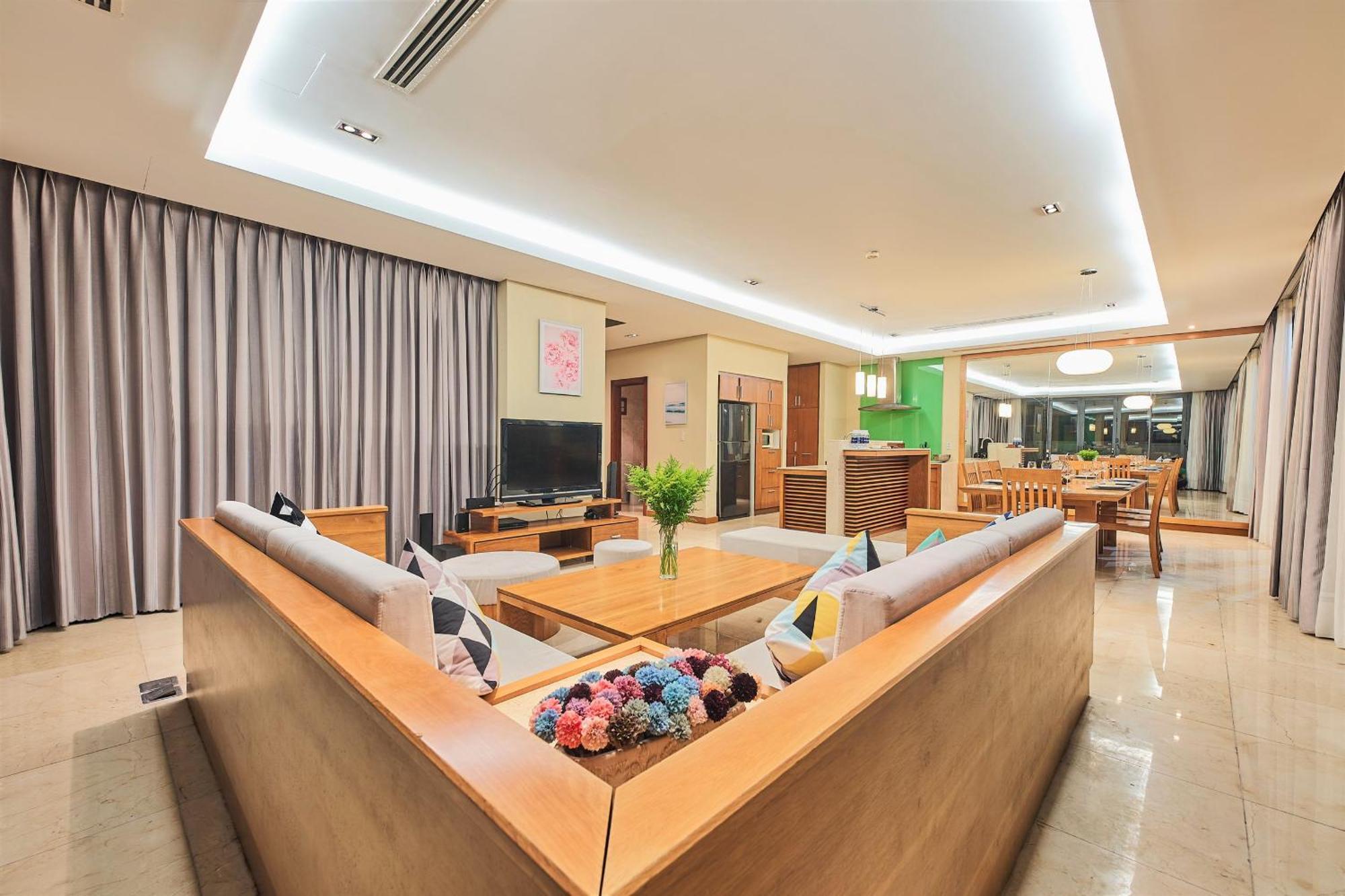 Deluxe Beach Villas By Danatrip Danang Room photo