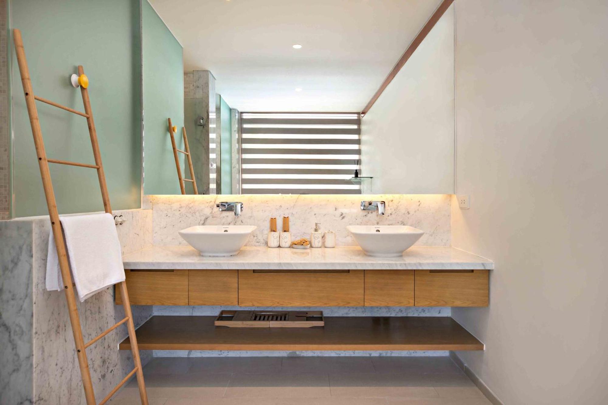 Deluxe Beach Villas By Danatrip Danang Room photo